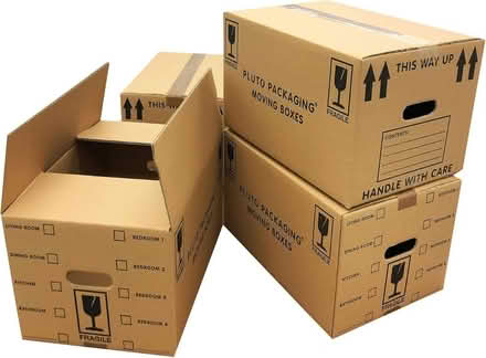 Photo of Cardboard boxes (CH47) #1