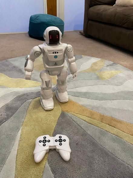 Photo of free Toy robot (Halton LA2) #1