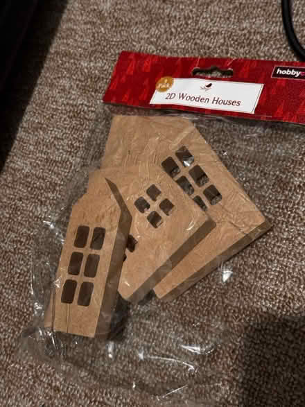 Photo of free New wooden craft houses (Purley CR8) #1