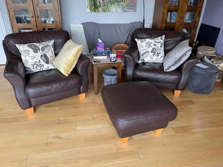 Photo of free Very large leather suite (Central maidstone) #3