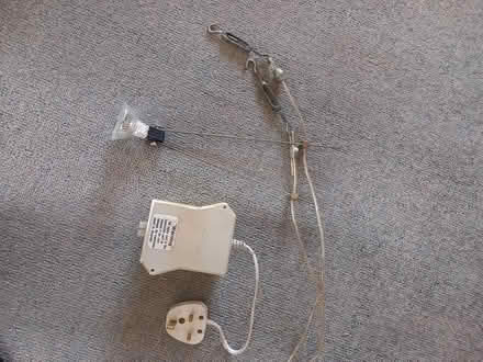 Photo of free Halogen cable lights (Finchdean PO8) #1