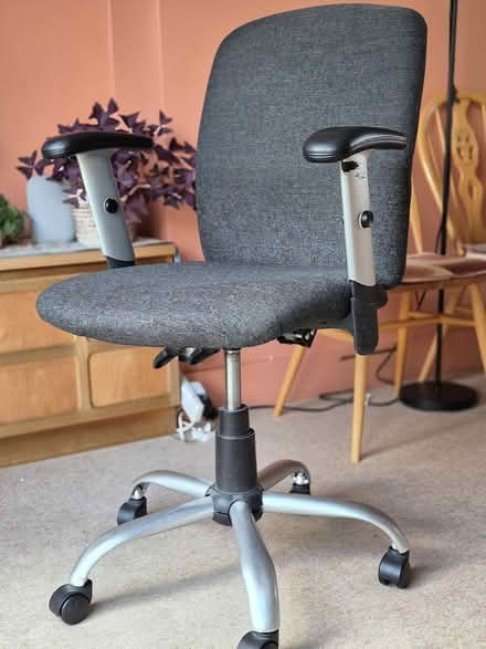 Photo of free Office Chair with arms (St Albans AL1, Fleetville) #1