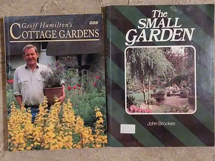 Photo of free Gardening Books - Cottage Garends and The Small Garden (Langdon Hills SS16) #1