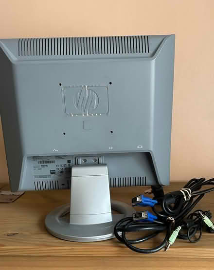 Photo of free HP 17 inch Computer Monitor (Long Eaton NG10) #4