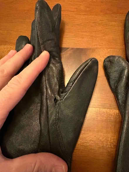 Photo of free Leather gloves for small hands (Upper Sydenham SE26) #2