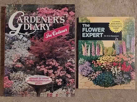 Photo of free Gardening Books - Gardeners Diaey and The Flower Expert. (Langdon Hills SS16) #1