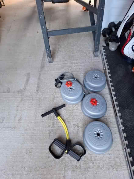 Photo of free Barbell and weights (Faringdon SN7) #1
