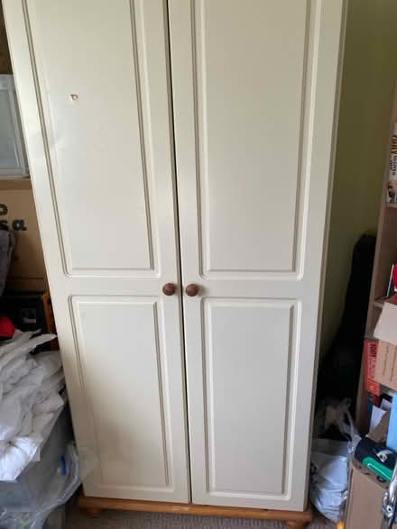Photo of free Small wardrobe (Chesham Bois, HP6) #1