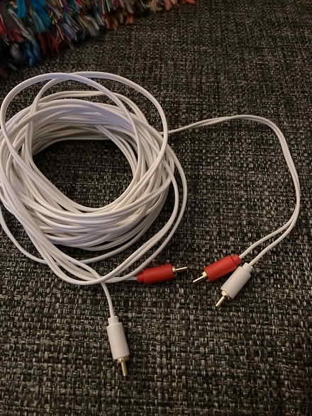 Photo of free RCA audio cable (Helsby) #1