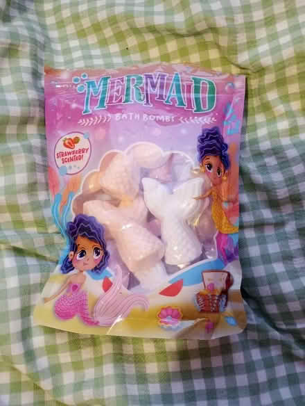 Photo of free Strawberry scented bath bombs (Queensferry CH5) #1