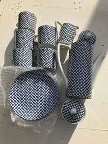 Photo of free coffee set, blue & white china (Highbury Barn N5) #1