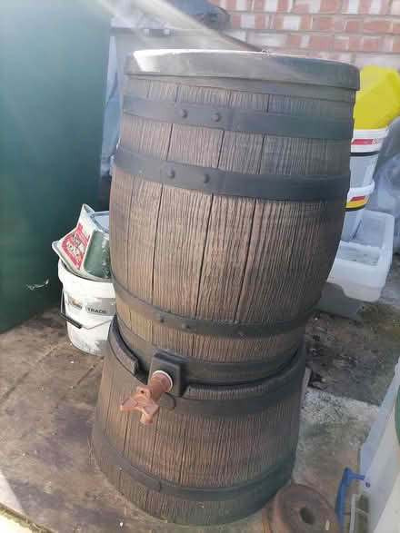Photo of free Small barrel (Finchley N12) #1