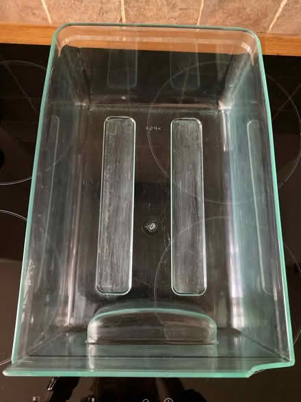 Photo of free Salad / fruit tray for fridge (Great Barr B437LA) #2