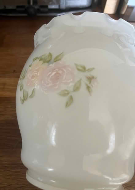 Photo of free Pendant light fitting and glass shade (Fairfield LA1) #2