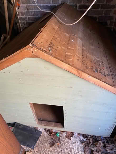 Photo of free Old dog kennel (Whempstead SG12) #2