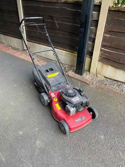 Photo of free Mower (starts then cuts out) (Chorley SK9) #1