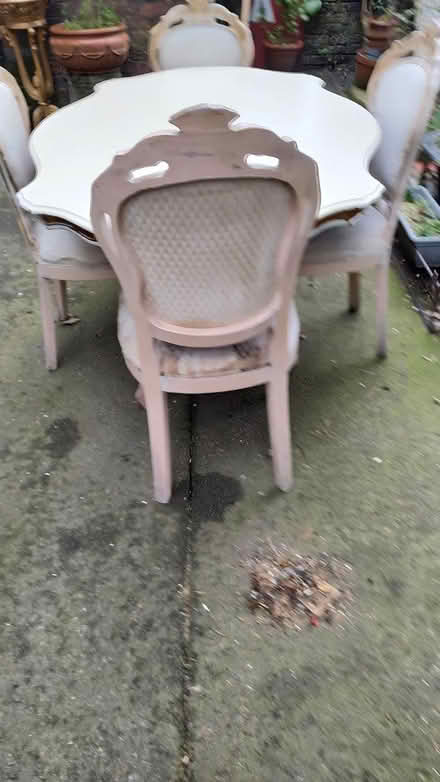 Photo of free Large table and 4 chairs (L20) #2