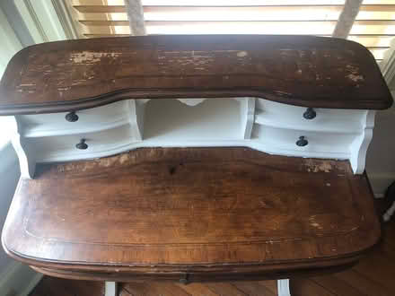 Photo of free Small writing desk (Mount pleasant) #2