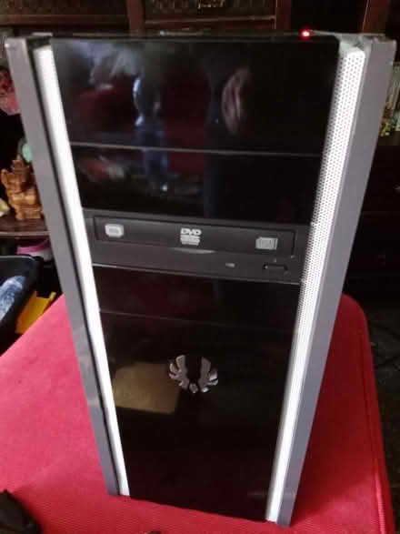 Photo of free Windows 10 Desktop Computer (Walton on the Hill L4) #2
