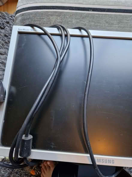 Photo of free Samsung sVGA 19" monitor (Coley RG1) #1