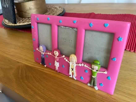Photo of free Girls decorative photo frame (Canary Wharf, London E14) #2