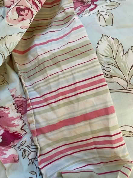 Photo of free Double duvet & 2 pillow cases (Great Bourton, OX17) #2