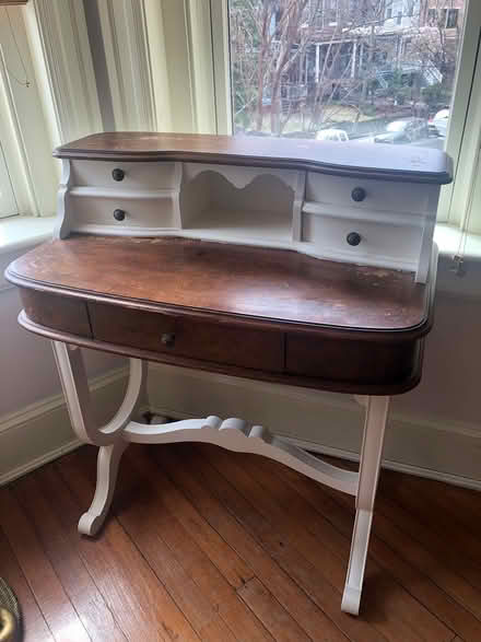 Photo of free Small writing desk (Mount pleasant) #3