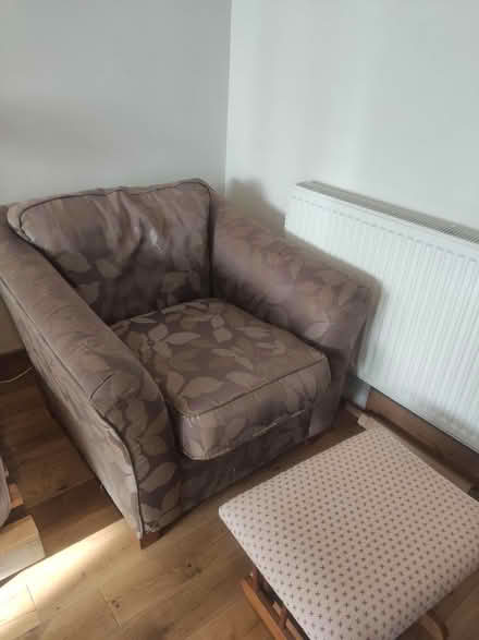 Photo of free comfy arm chair (Forest Hill SE23) #1