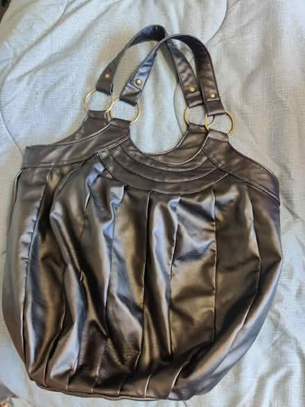 Photo of free Black leather bag (Burghfield Common RG7) #1