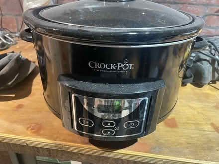 Photo of free Slow cooker (faulty - spares or repair) (Greystones S11) #1