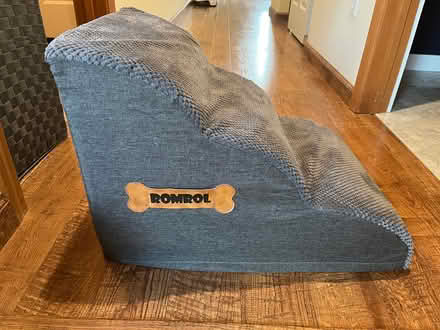 Photo of free Dog ramp (Tukwila off of macadam rd s) #1