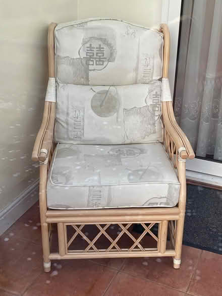 Photo of free Sun lounge chairs (HA2) #1