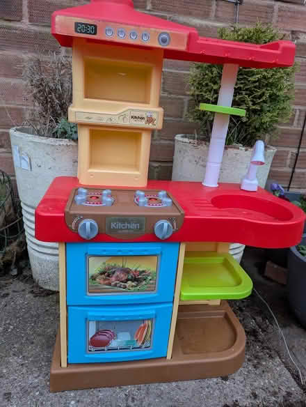 Photo of free Toy kitchen for young toddlers (Charnock S12) #1