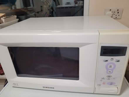 Photo of free Microwave (Cumnor OX2) #1