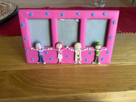 Photo of free Girls decorative photo frame (Canary Wharf, London E14) #1