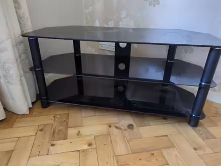 Photo of free TV stand (DA1) #1