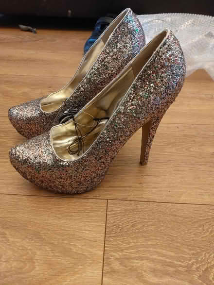 Photo of free Shoe (heels) (Ilkeston Derbyshire DE7.) #3