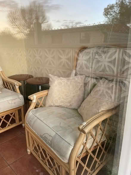 Photo of free Sun lounge chairs (HA2) #3