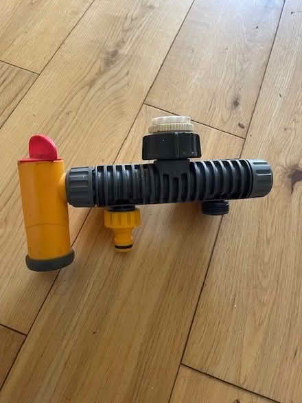 Photo of free Hozelock multiple outlet adapter (Botley OX2) #2