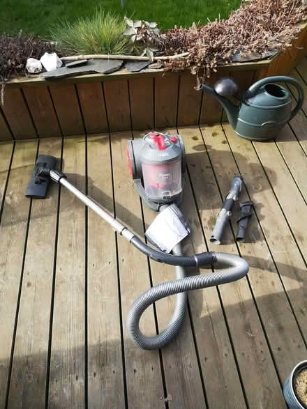 Photo of free vacuum cleaner (Heathgates SY1) #1