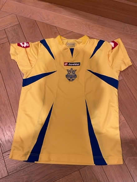 Photo of free Ukraine Football Shirt (Westminster) #1