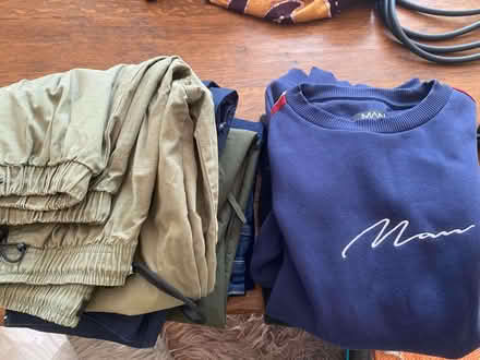 Photo of free 32 R trousers, Size M jumpers (windsor-maidenhead-freegle CGA SL6) #1