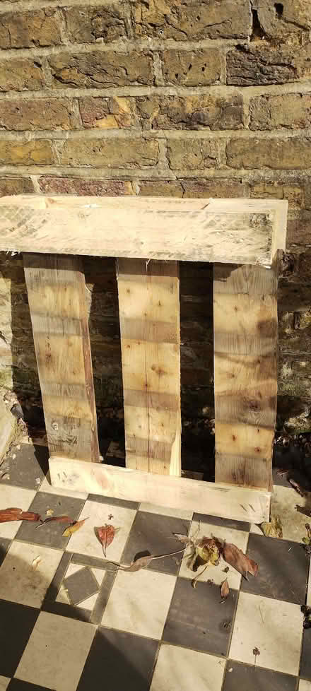 Photo of free Small wooden pallet (Central Watford WD17) #2