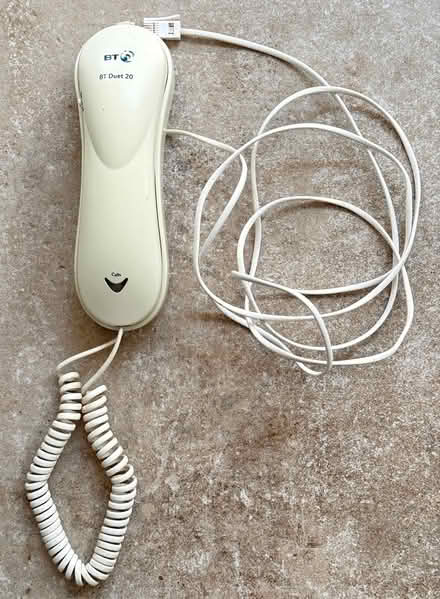 Photo of free BT Duet 20 telephone handset (East Marden) #1
