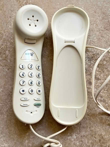 Photo of free BT Duet 20 telephone handset (East Marden) #2