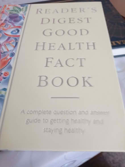 Photo of free Book-- Good Health Fact Book. (Pin Green SG1) #2