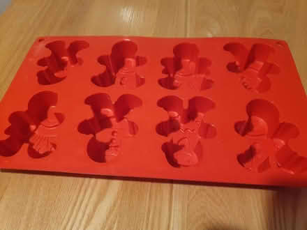 Photo of free Gingerbread people silicone mould (West Malling, me19) #2