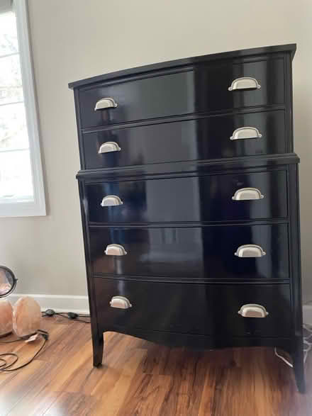 Photo of free 4-pc Bedroom Set (Downers Grove (Maple/Belmont)) #2