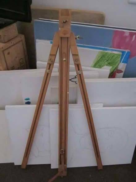 Photo of free Painters Painting Drawing Easel full size wood Daler Rowney (Canonbury N1) #2