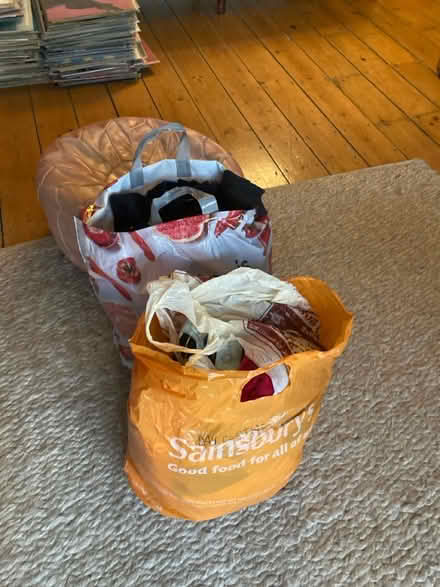 Photo of free Children’s ski clothes (Tooting, SW16) #1